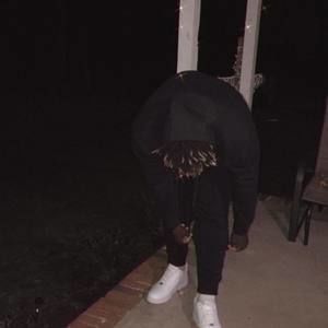 Meet your Posher, Dee